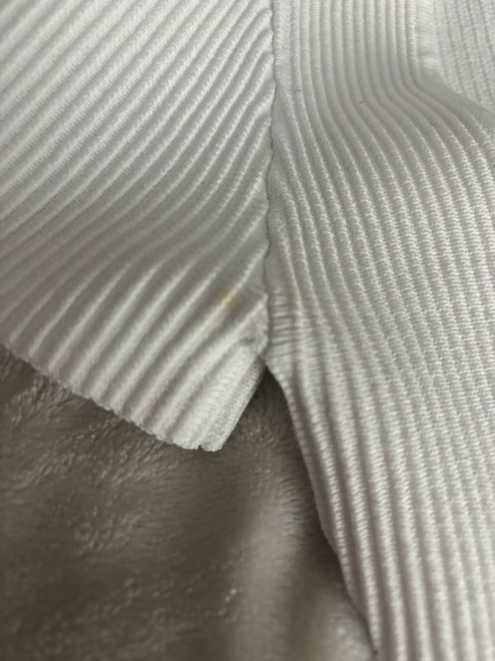 Aritzia Babaton top - Picture 5 of 5